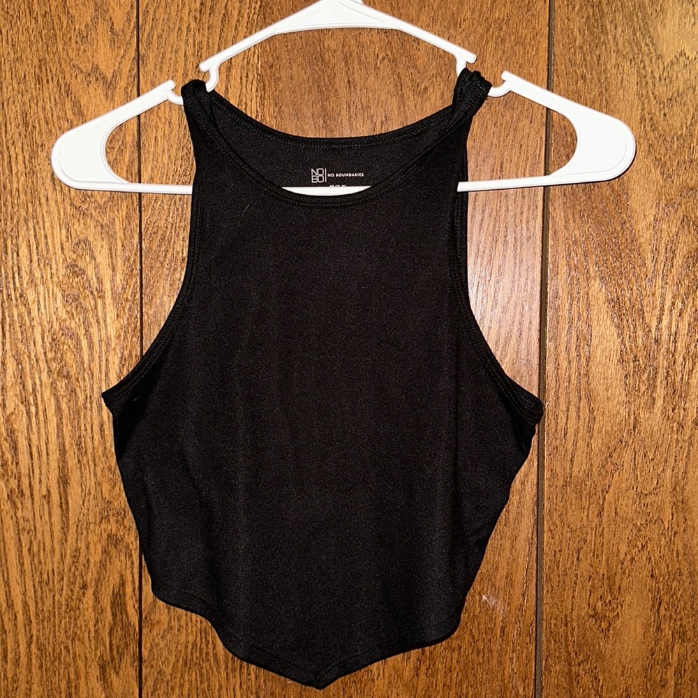 V shaped crop top, Size M